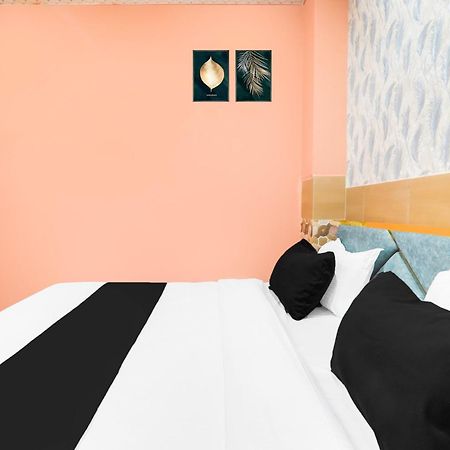 Hotel O V. K Palace Inn Λάκναου Εξωτερικό φωτογραφία